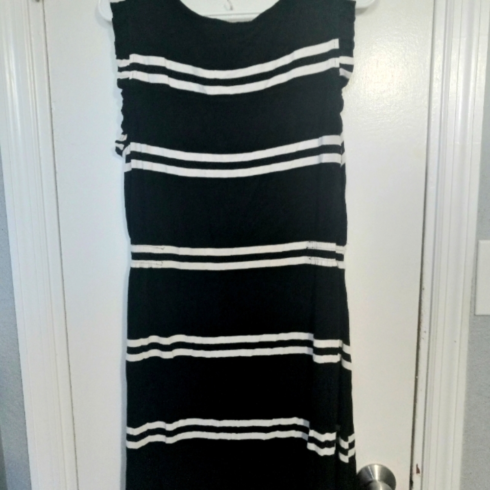 Ladies Ruffled Sleeve Summer Dress